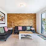 Haus Mit 4 Schlafzimmern Semesterbostad *