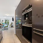 בית נופש Haus Mit 4 Schlafzimmern *