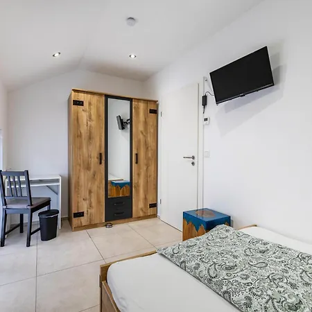 Haus Mit 4 Schlafzimmern Semesterbostad Solingen