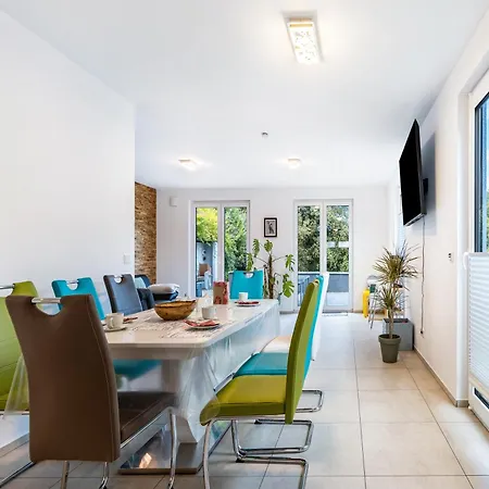 Haus Mit 4 Schlafzimmern בית נופש זולינגן
