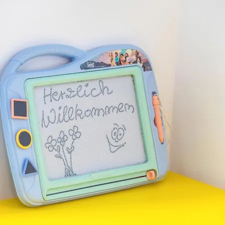 Haus Mit 4 Schlafzimmern Semesterbostad *