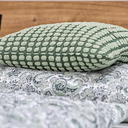 Haus Mit 4 Schlafzimmern *