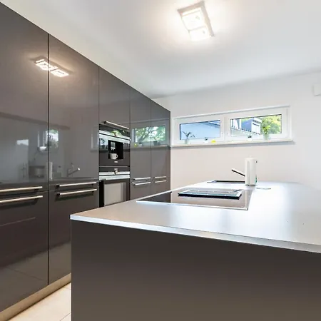 Haus Mit 4 Schlafzimmern Nyaraló