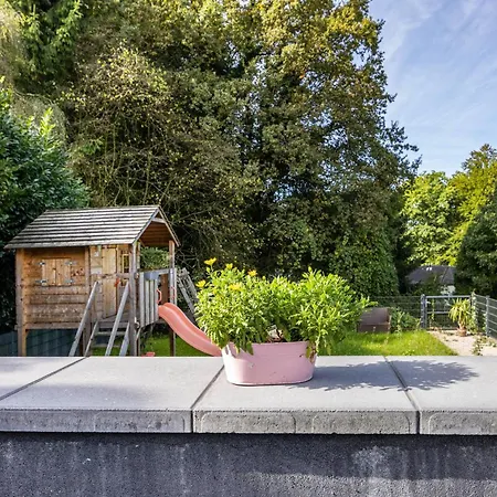 Haus Mit 4 Schlafzimmern Nyaraló *